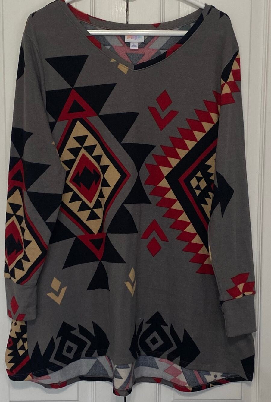LuLaRoe Gray Geometric Aztec Long‑Sleeve Top • Red/Beige/Black • Size Large